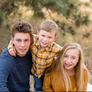 Meet your Posher, Kendra